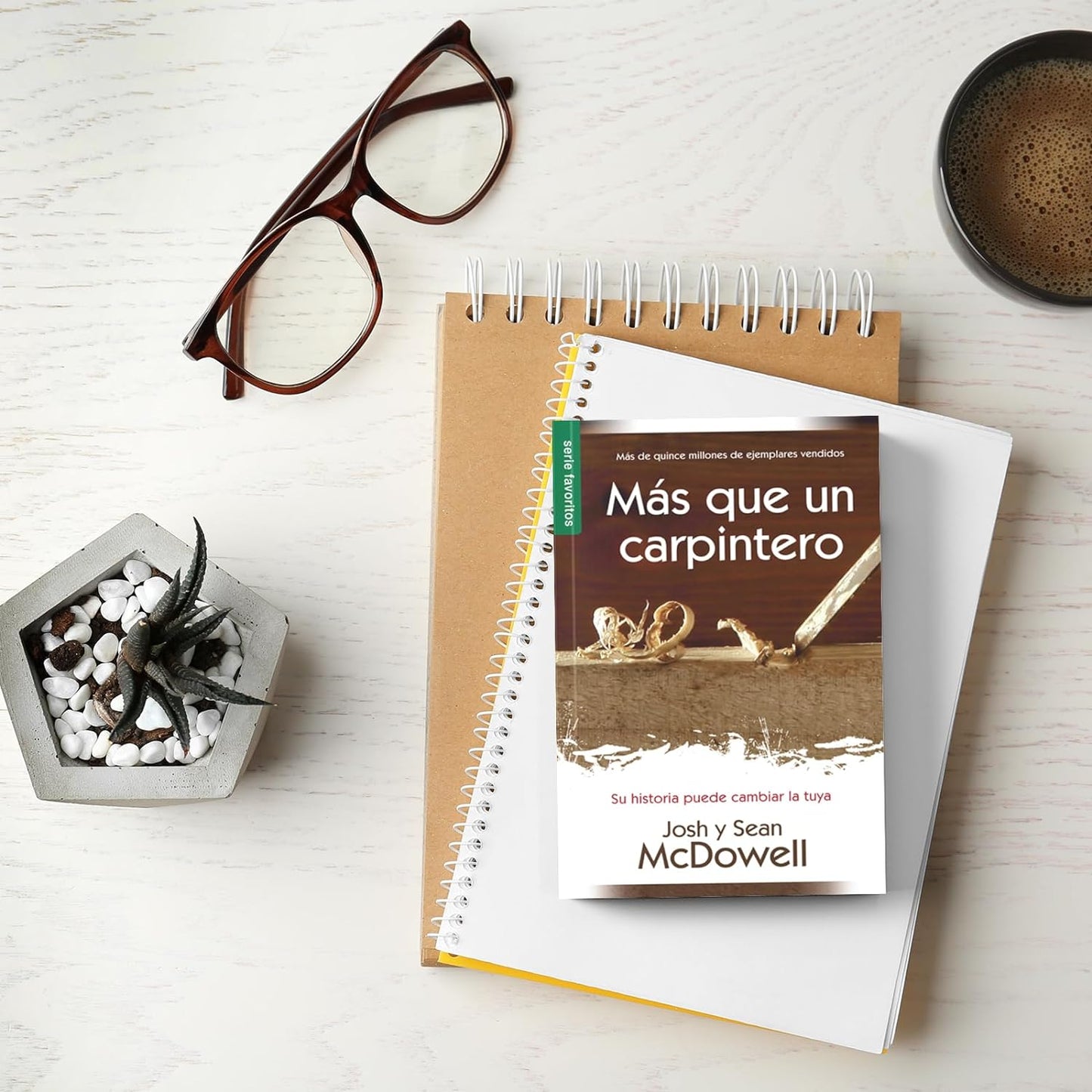 MÁS QUE UN CARPINTERO