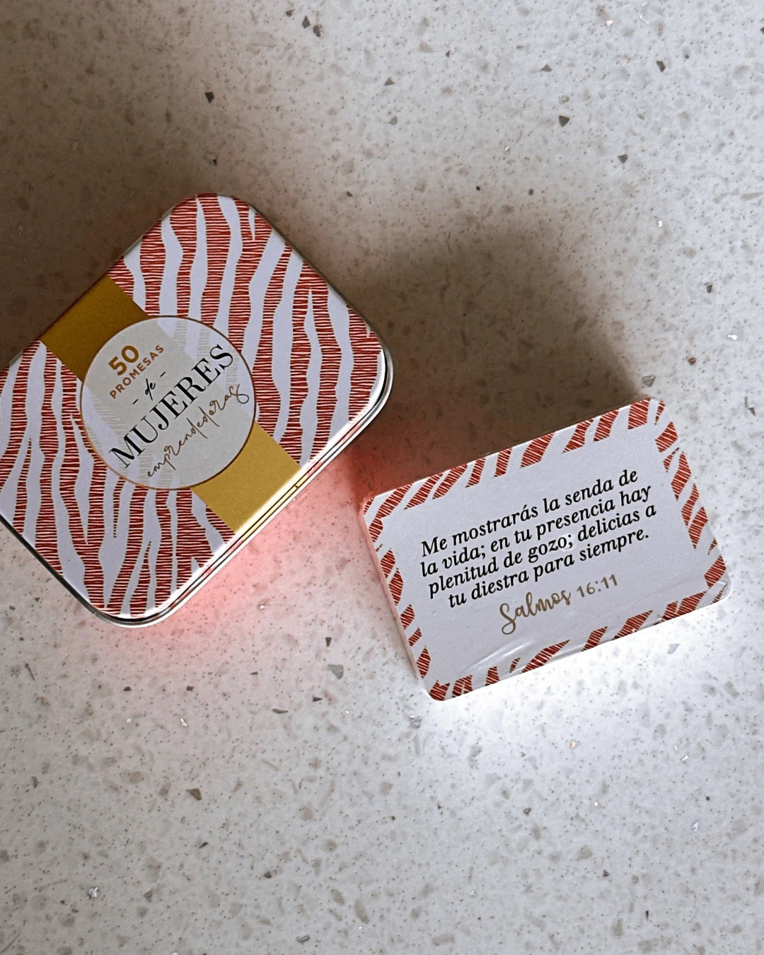 50 PROMESAS DE MUJERES: CAJA METÁLICA