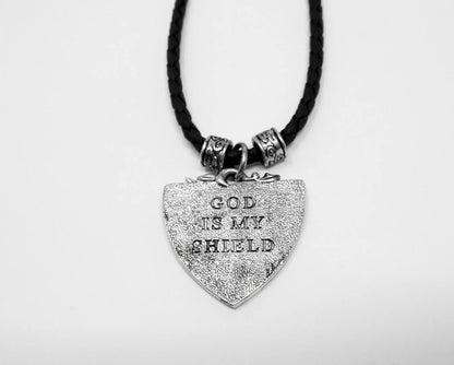 COLLAR EN CUERO