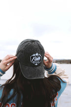 GORRA: LA FE MUEVE MONTAÑAS