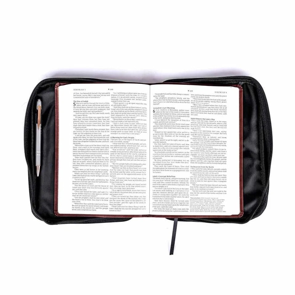 CUBIERTA PARA BIBLIA: DEBEMOS ESCUCHAR LA PALABRE