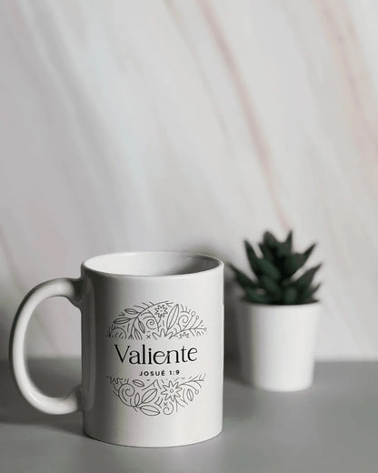 TAZA MINIMALISTA: VALIENTE