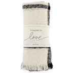 BUFANDA DE CUADROS GRANDES: WRAPPED IN LOVE