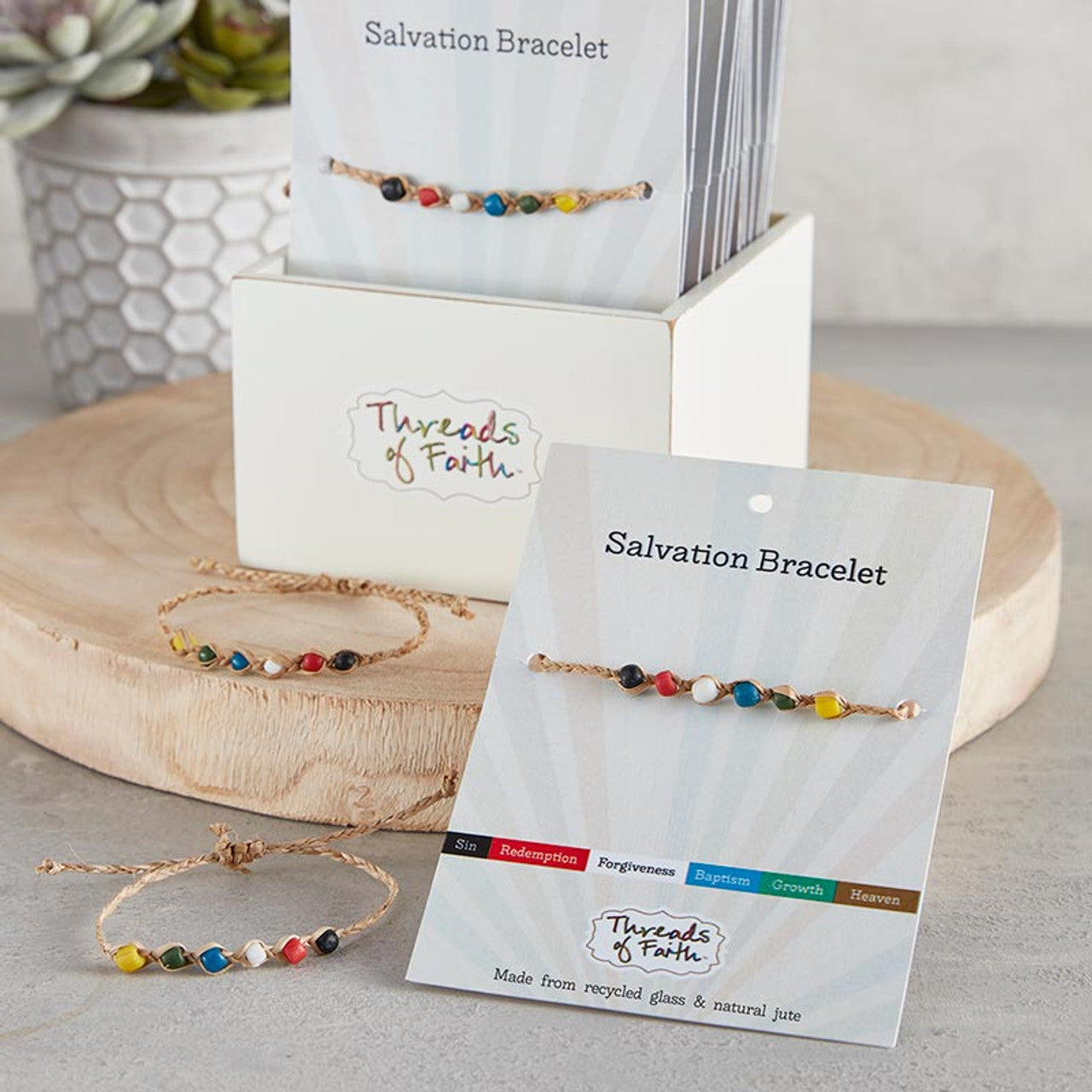 BRAZALETE: HISTORIA DE SALVACIÓN